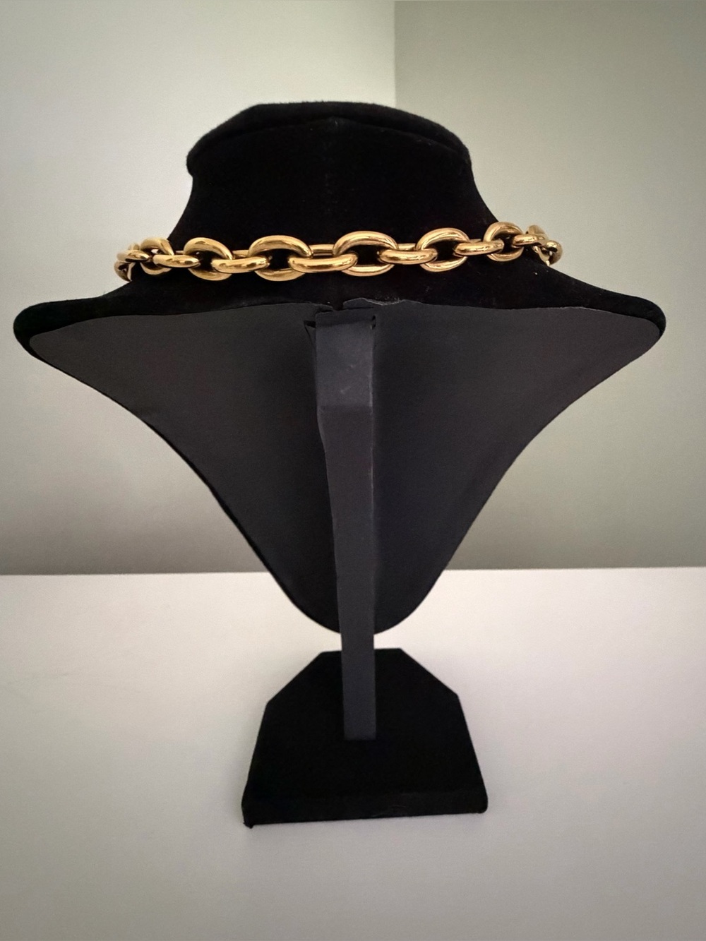Chunky Gold Plated Chain Toggle Necklace - Women Jewelry - Picture 2 of 2
